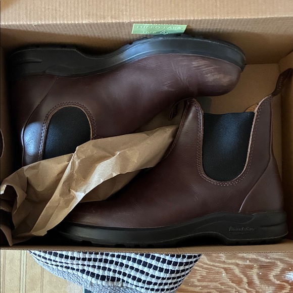 Blundstone Cocoa Brown Leather Women’s All Terrian Boots - Picture 8 of 10